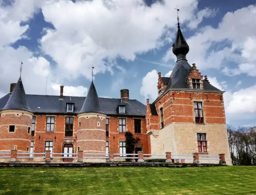 Kasteel Van Leefdaal, Belgium